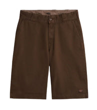 Charger l'image dans la galerie, DICKIES BERMUDA LOOSE FIT Marron