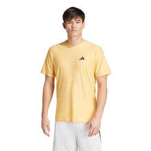Charger l'image dans la galerie, ADIDAS TEE SHIRT STRETCH GRANDE LONGUEUR Jaune