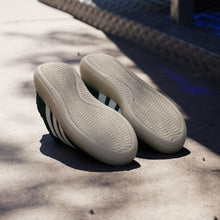 Charger l'image dans la galerie, ADIDAS BARREDA DECODE Vert