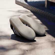 Charger l'image dans la galerie, ADIDAS BARREDA DECODE Noir