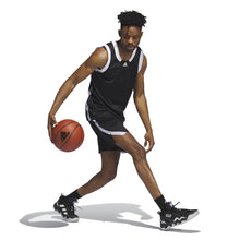 Charger l'image dans la galerie, ADIDAS SHORT BASKET Noir Blanc