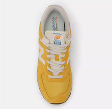 Charger l'image dans la galerie, NEW BALANCE 574 Jaune