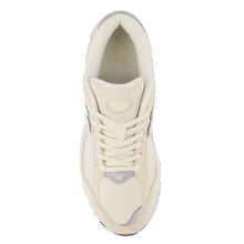 Charger l'image dans la galerie, NEW BALANCE M2002RCC Ecru