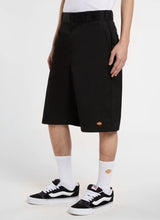Charger l'image dans la galerie, DICKIES SHORT 13 IN MLT Noir
