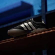 Charger l'image dans la galerie, ADIDAS BARREDA DECODE LUX Noir