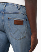 Charger l'image dans la galerie, WRANGLER JEAN'S LOOSE STRAIGHT Bleu délavé