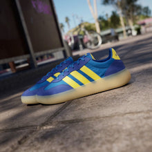Charger l'image dans la galerie, ADIDAS BARREDA DECODE Bleu Jaune