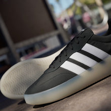 Charger l'image dans la galerie, ADIDAS BARREDA DECODE Noir