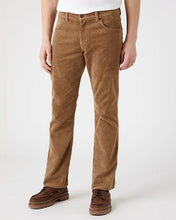 Charger l'image dans la galerie, WRANGLER GREENSBORO VELOURS Café