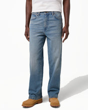 Charger l&#39;image dans la galerie, WRANGLER JEAN&#39;S LOOSE STRAIGHT Bleu délavé
