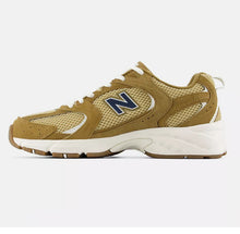 Charger l'image dans la galerie, NEW BALANCE 530 Taupe
