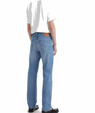 Charger l&#39;image dans la galerie, LEVIS 501 JEAN&#39;S CHEMICALS GRANDE LONGUEUR Bleu ciel
