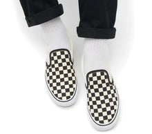 Charger l&#39;image dans la galerie, VANS CLASSIC SLIP ON Damier
