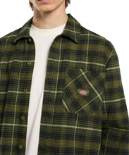 Charger l&#39;image dans la galerie, DICKIES SURCHEMISE FOREST Vert
