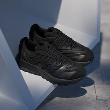 Charger l&#39;image dans la galerie, ADIDAS LIGHTBLAZE ATR Noir
