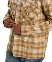 Charger l&#39;image dans la galerie, DICKIES SURCHEMISE FOREST Marron beige
