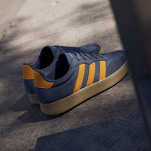 Charger l'image dans la galerie, ADIDAS BARREDA Bleu orange

