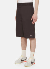 Charger l'image dans la galerie, DICKIES SHORT 13IN MLT Marron Foncé
