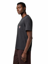 Charger l&#39;image dans la galerie, WRANGLER TEE SHIRT POCKET Noir
