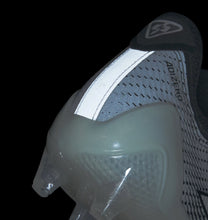 Charger l'image dans la galerie, ADIDAS ADIZERO ELECTRIC .1 Noir Blanc
