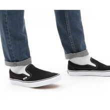 Charger l'image dans la galerie, VANS CLASSIC SLIP ON Noir
