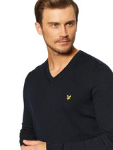 Charger l&#39;image dans la galerie, LYLE &amp; SCOTT PULL COL V Marine
